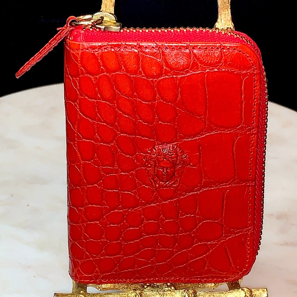 GIANNI VERSACE MEDUSA ZIPPY CARD HOLDER WALLET RED LEATHER MADE IN ITALY VINTAGE